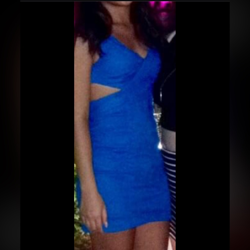 Hailey Logan by Adrianna Papell Blue Lace Side Cutout Mini Dress with Zipper